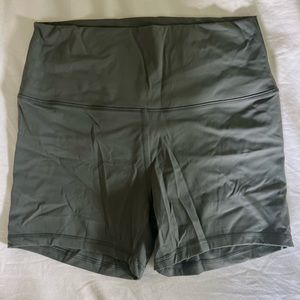 CRZ YOGA Size 12 biker shorts